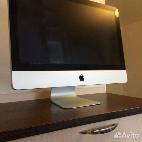 Apple iMac 21.5
