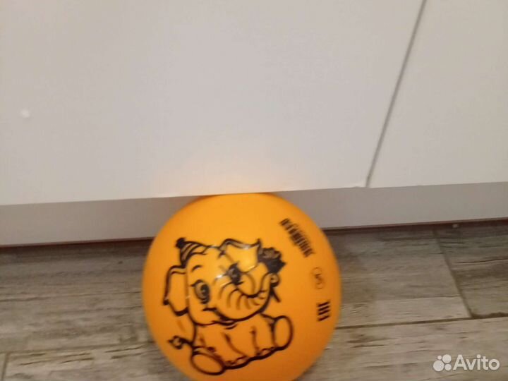 Суприм мяч умеет летать и из Огайо