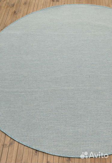 Ковер 160 на 160 новый