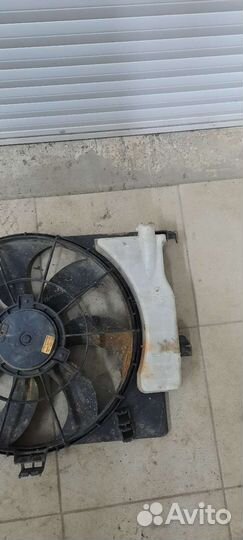 Вентилятор радиатора Hyundai Solaris 1/2011