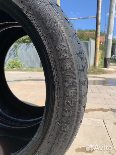 Altenzo Sports Comforter 245/45 R19