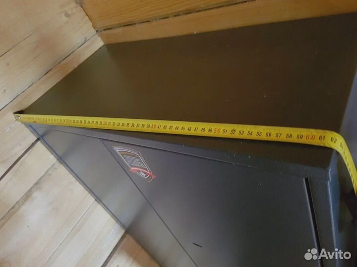 Оружейный сейф новый