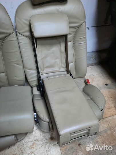 Заднее сиденье Audi A8 D3