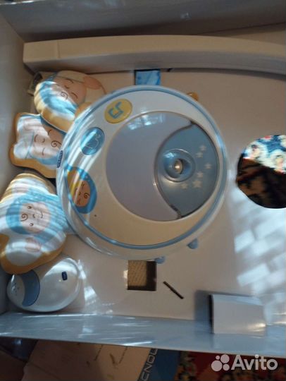 Мобиль в кроватку chicco