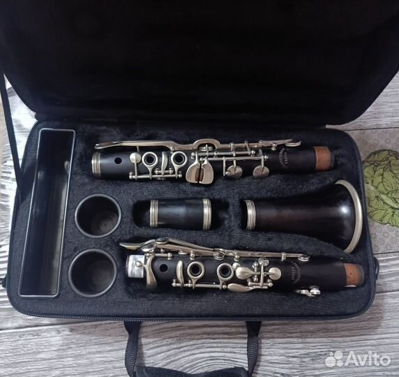 Продам кларнет немецкий Б строй Хамершимид