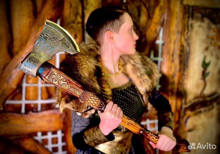 Топор кованый ручной работы