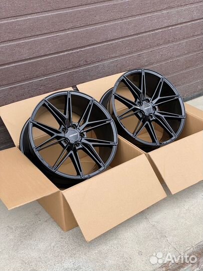 Литые Диски Veemann 306 R18 5*114.3 FB