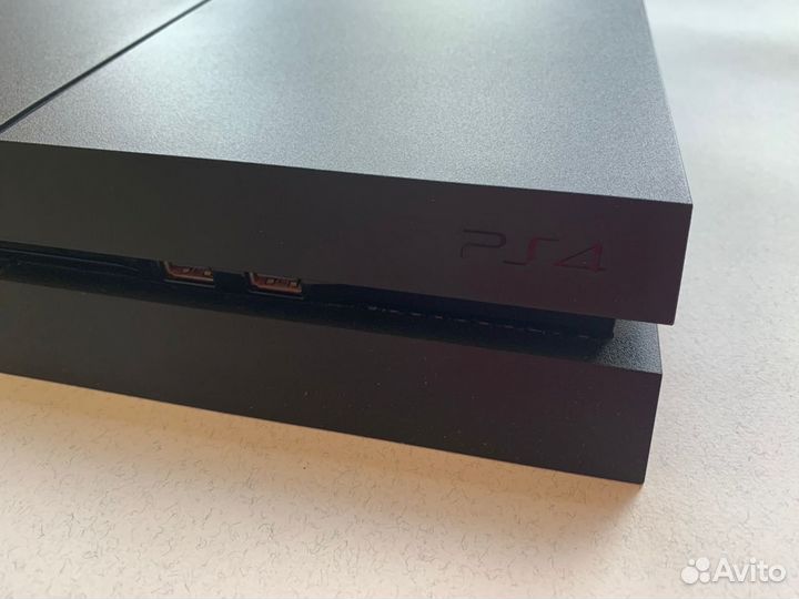 Sony PS4 / PlayStation 4 (FAT, 1TB) + игры