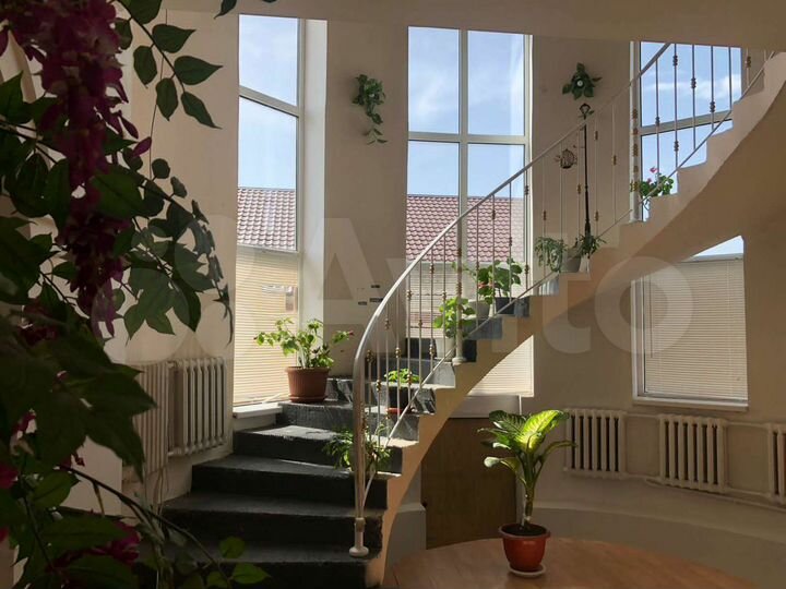 Дом 200 м² на участке 10 сот.