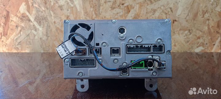 Магнитола Mitsubishi Pajero 4