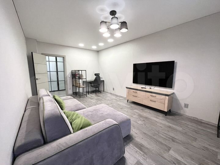 2-к. квартира, 70 м², 8/9 эт.