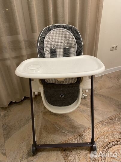Стул для кормления Happy baby berny basic