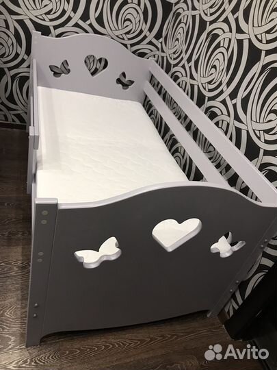 Детская кровать от 3 лет с бортиками