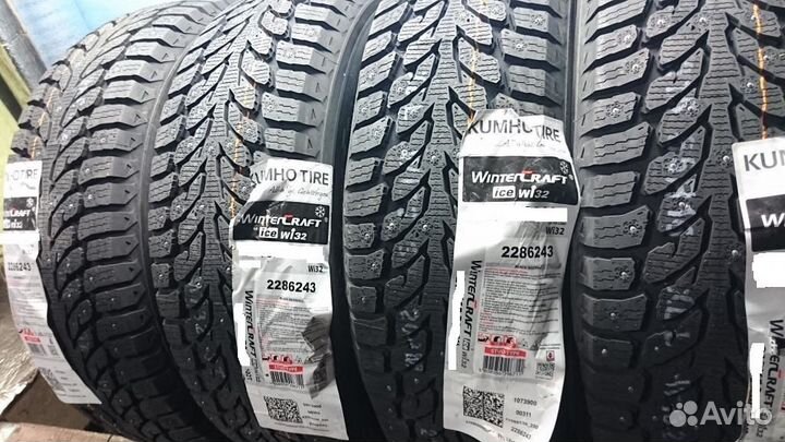 Kumho WinterCraft Ice Wi32 165/65 R14 79T