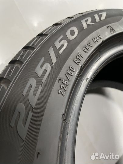 Pirelli Winter Sottozero 3 225/50 R17