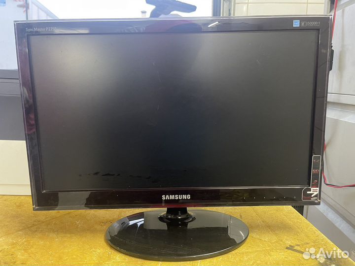 Монитор Samsung SyncMaster P2250