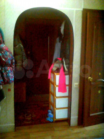 4-к. квартира, 64 м², 2/2 эт.