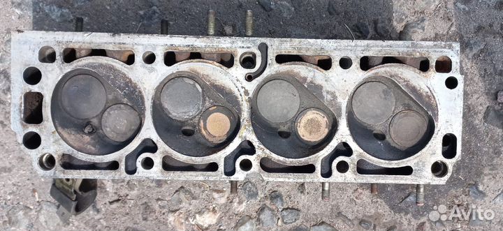 Головка блока Опель 2.0л 8 клапанная R90209896