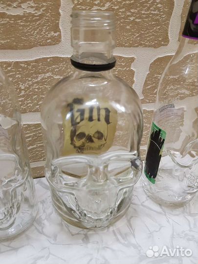 Коробки из под сигар. Бутылки Череп