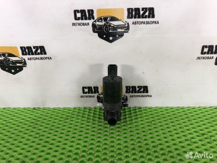 Насос омывателя лобового стекла Volvo XC60