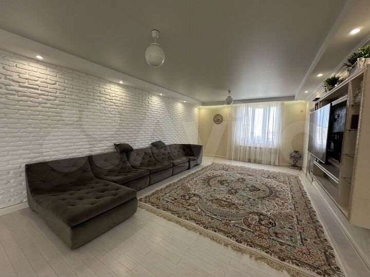 3-к. квартира, 150 м², 12/13 эт.