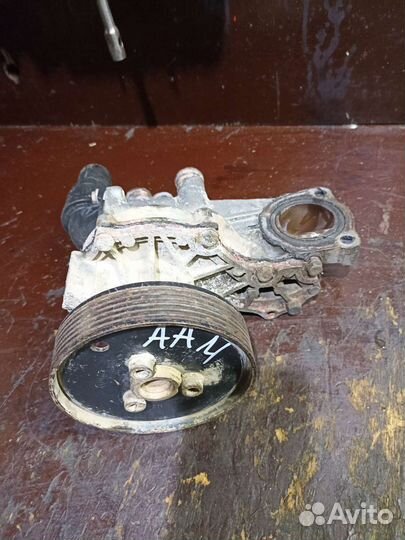 Помпа golf 3 aam 1,8