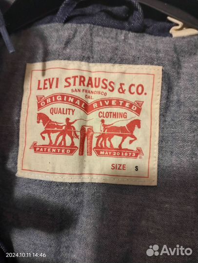 Джинсовая куртка утепленная Levi's