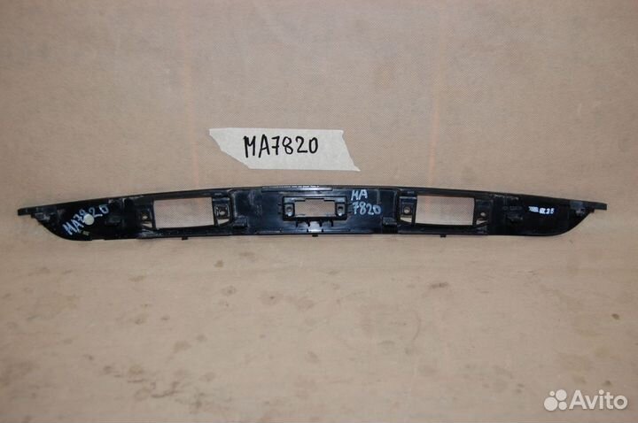 Накладка двери багажника X-Line - Kia Rio 4