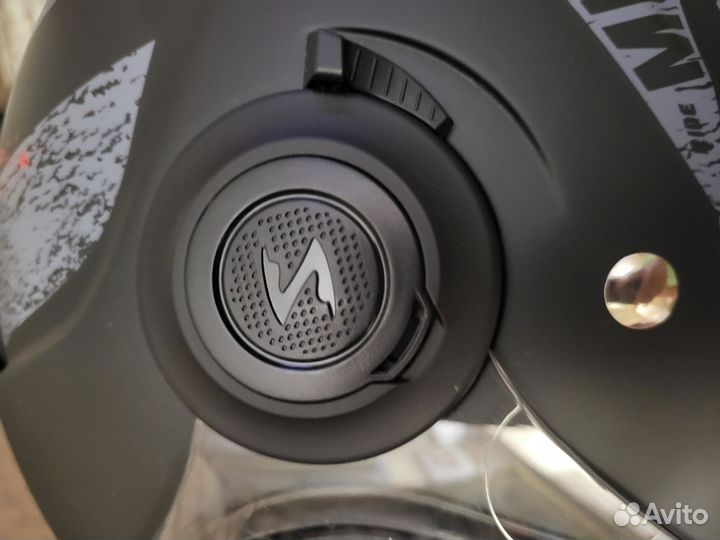 Мотоциклетный шлем новый Scorpion Exo KDF-23