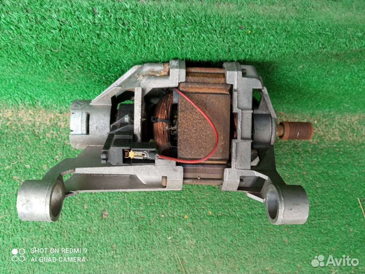 Двигатель Стиральная машина Zanussi ZWS281