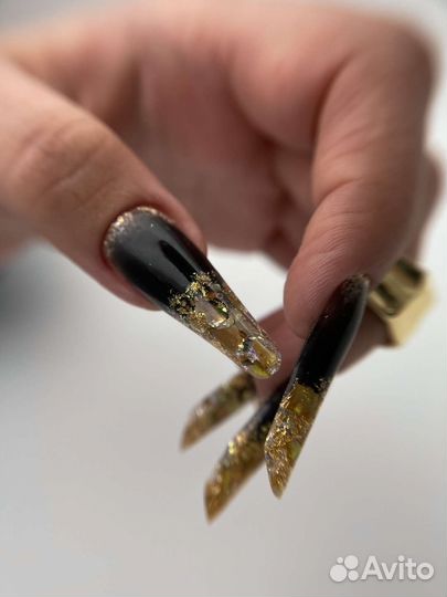 Маникюр,педикюр,наращивание