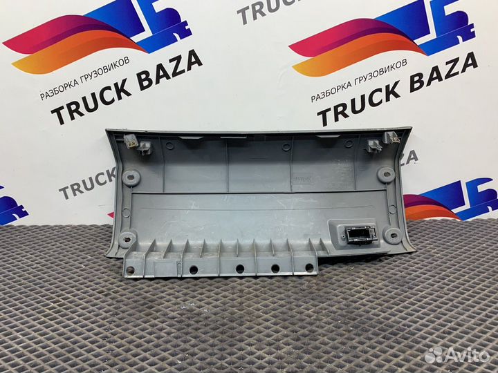 Накладка панели приборов Mercedes-Benz Actros