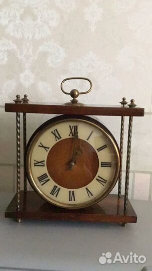 Часы настольные механические весна