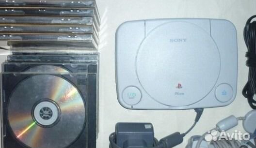 Sony PlayStation One + 10 игр рабоч Сони Комплект
