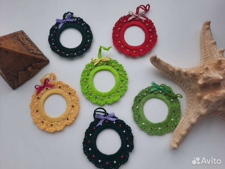 Новогодние игрушки на ёлку