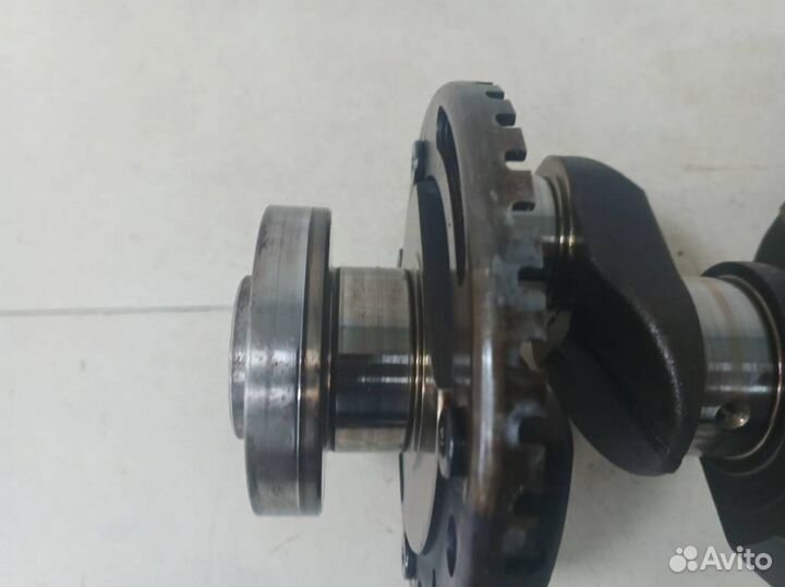 Б/У Коленвал 122011VA0A nissan