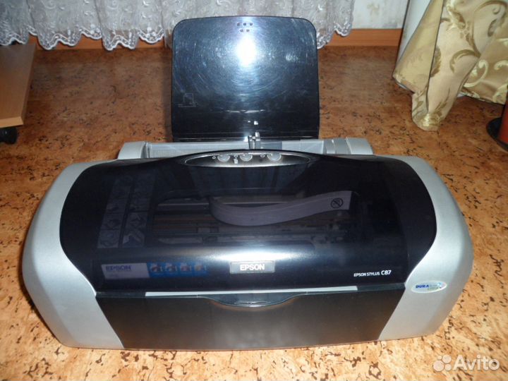 Цветной принтер Epson stylus c87