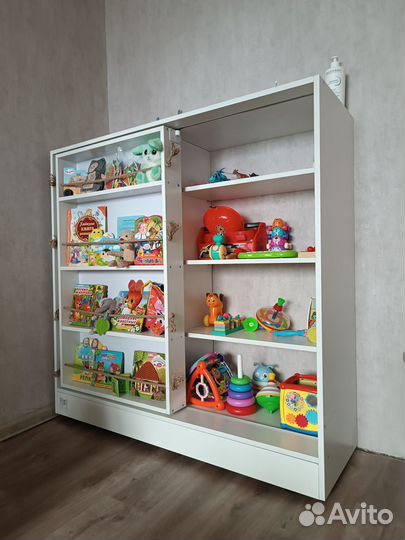 Стеллаж монтессори