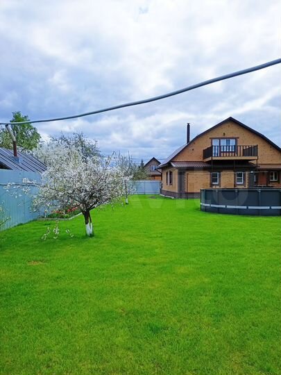 Дом 190 м² на участке 13,5 сот.