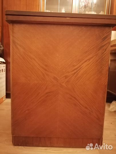 Швейшая машинка ножная LADA, Чехословакия