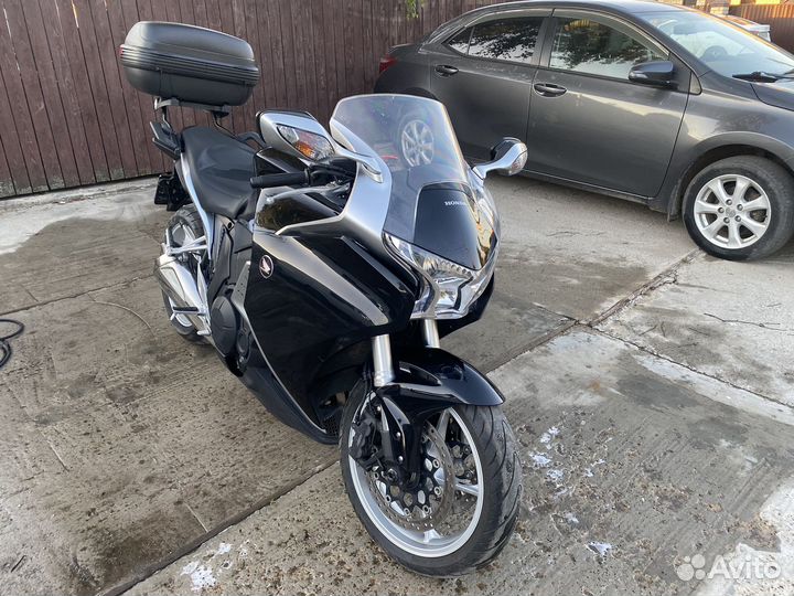 Honda VFR1200F