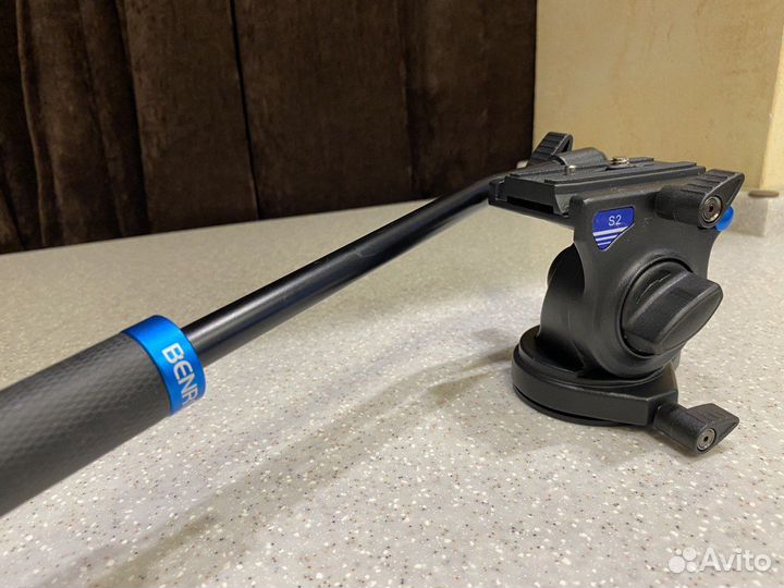 Штативы и головки Benro и Vanguard