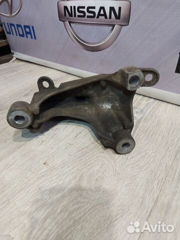 Кронштейн опора крепления кпп коробки передач Rena