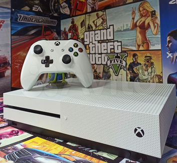 Xbox One S 1Tb + Игры