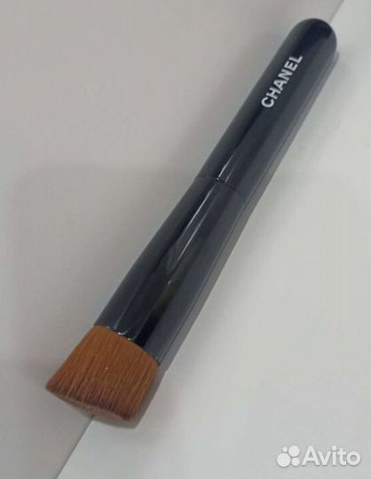 Pinceau teint 2 EN 1 - fluide ET poudre N101