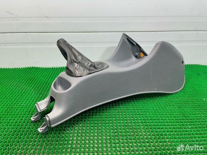 Центральная консоль Hyundai Accent Ii LC G4EC 2005