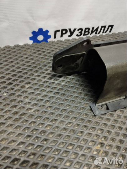 Крышка Volvo FH4 82241764