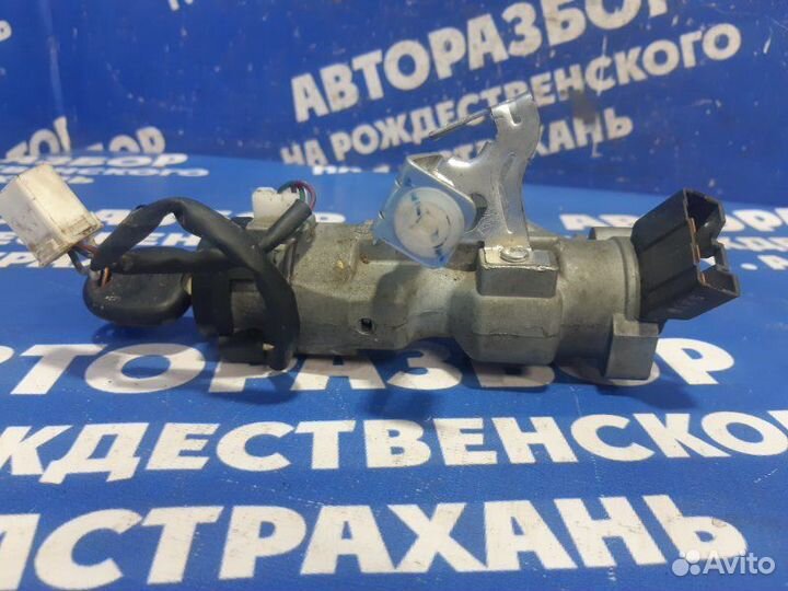 Замок зажигания Hyundai Solaris 1 седан 2015