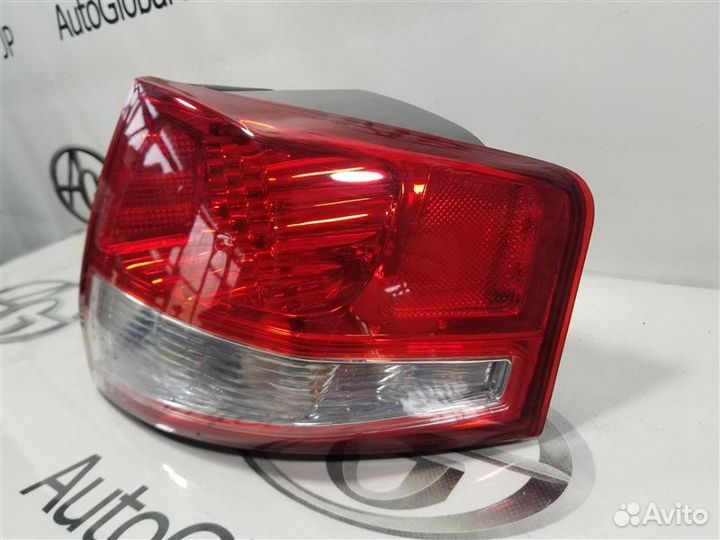 Фонарь задний правый Acura MDX