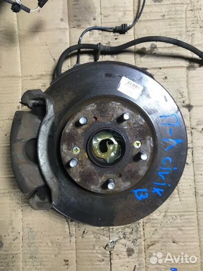 Кулак поворотный передний левый Honda Civic 8 4D